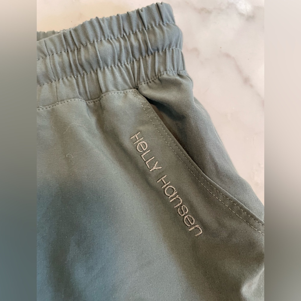 Helly Hansen, Men XL gray green 5” drawstring elastic waist comfort active short - Picture 3 of 8